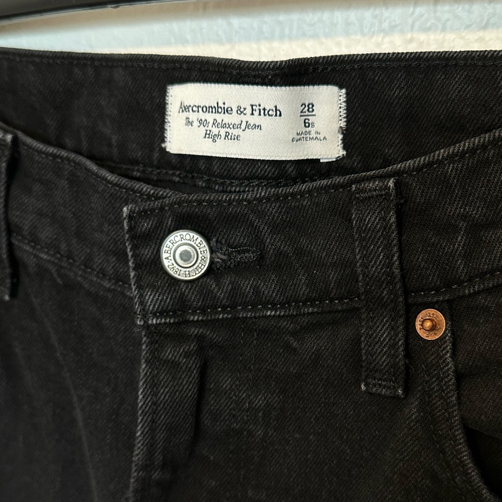A&F jeans - Picture 3 of 4